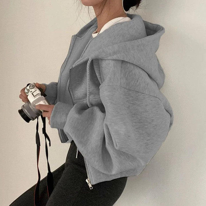 Women's oversized cropped zip-up hoodie with hood and long sleeves