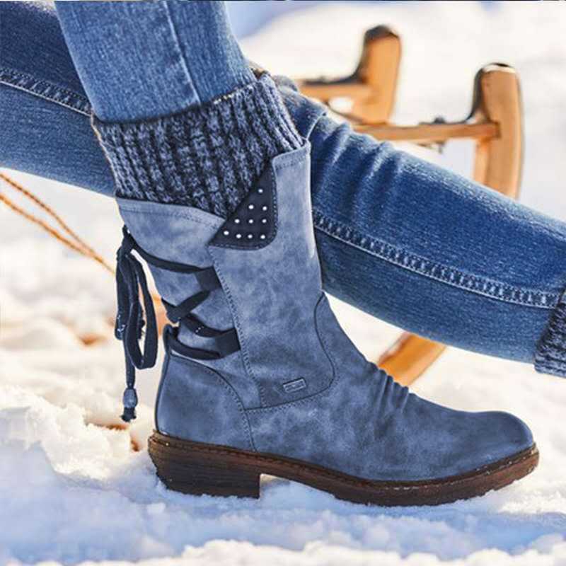 Women's winter boots with knitted cuffs, side zippers and lace-up details