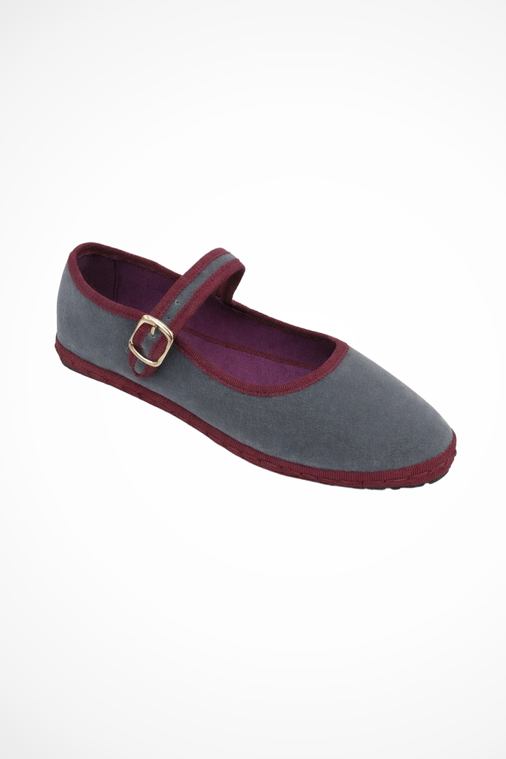 Women's round toe Mary Jane ballet flats with buckle strap