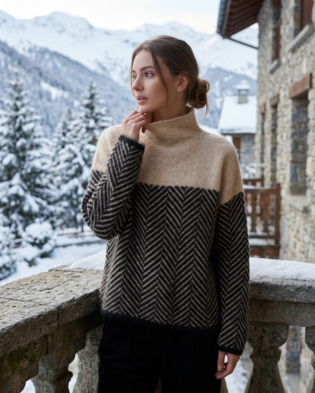 Women's high-neck sweater with contrasting chevron pattern and long sleeves