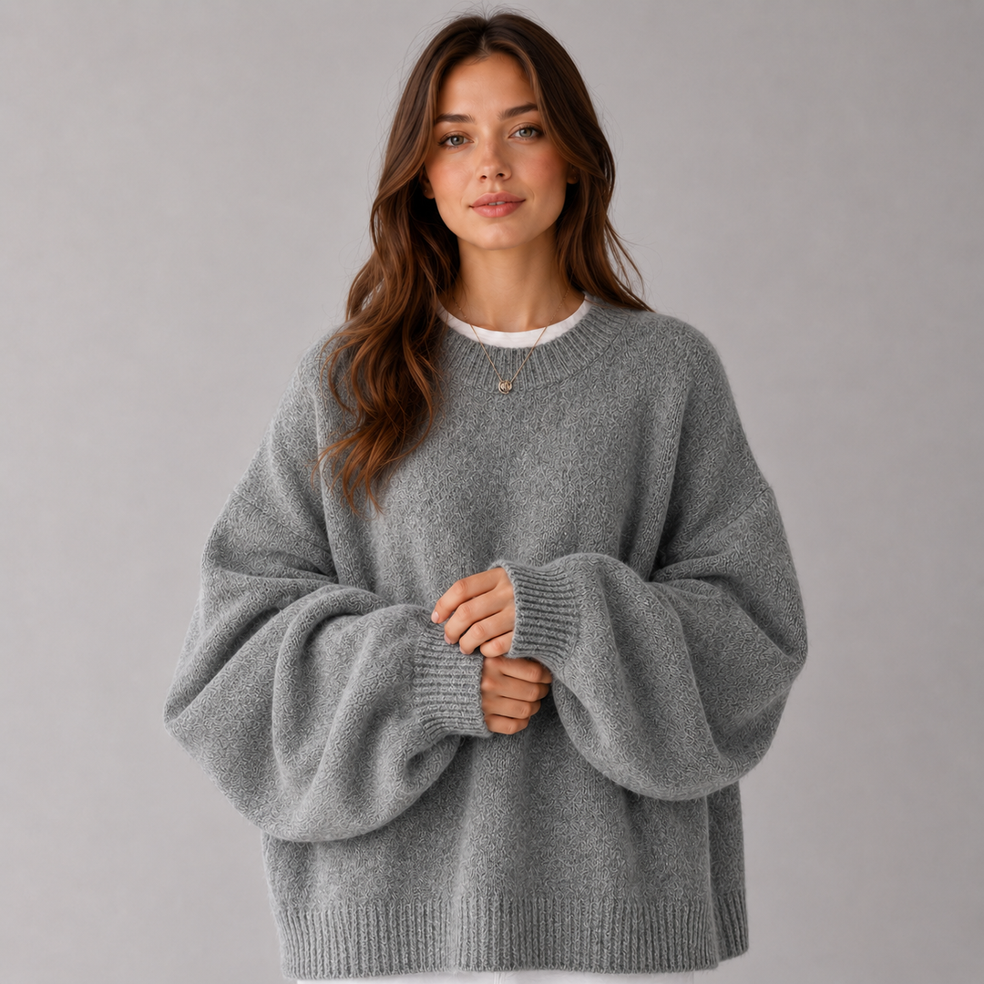 Women's textured knit sweater with crew neck, dropped shoulders and balloon sleeves