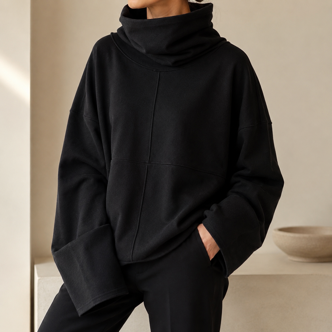 Women's cowl-neck jumper with long sleeves and wide flared cuffs
