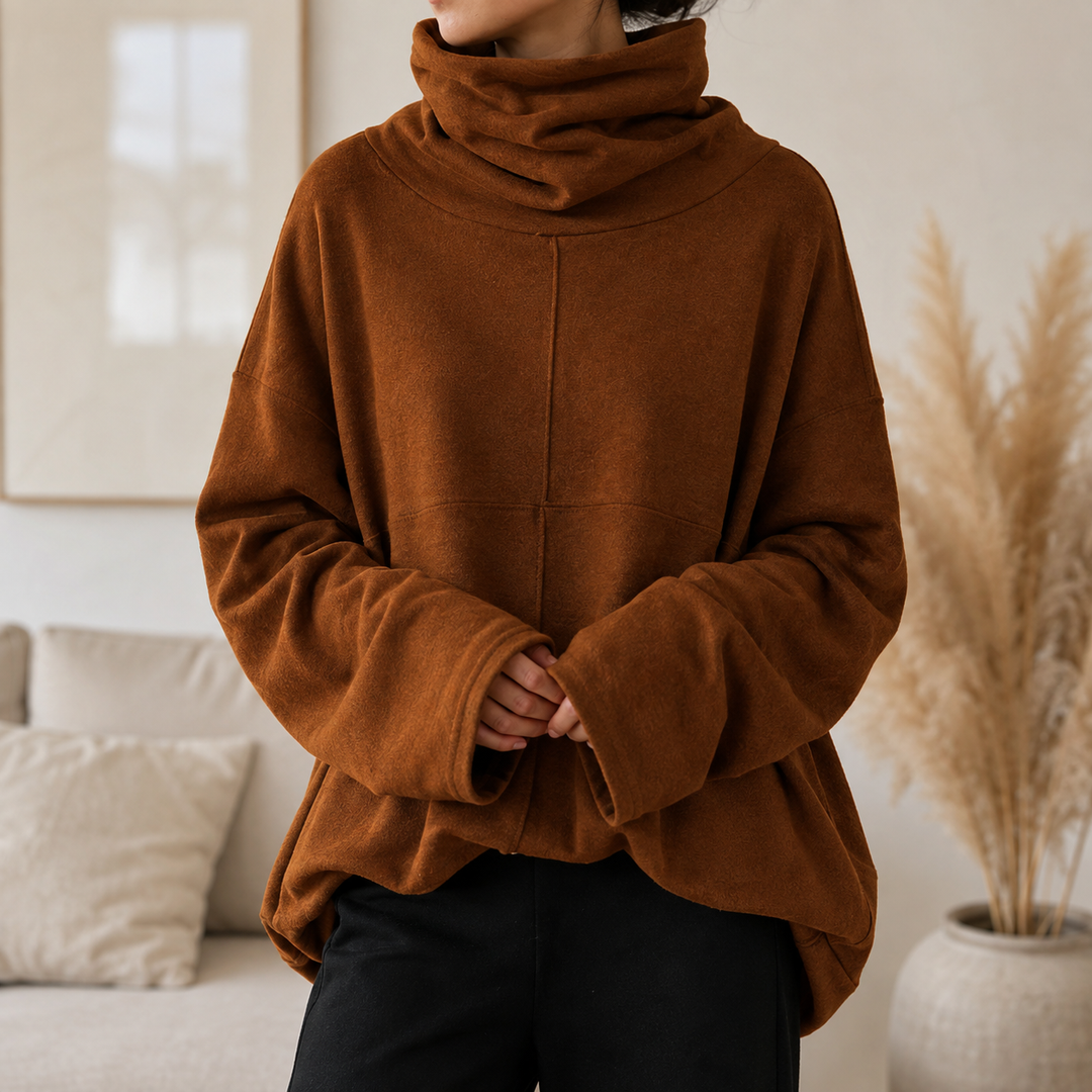Women's cowl-neck jumper with long sleeves and wide flared cuffs