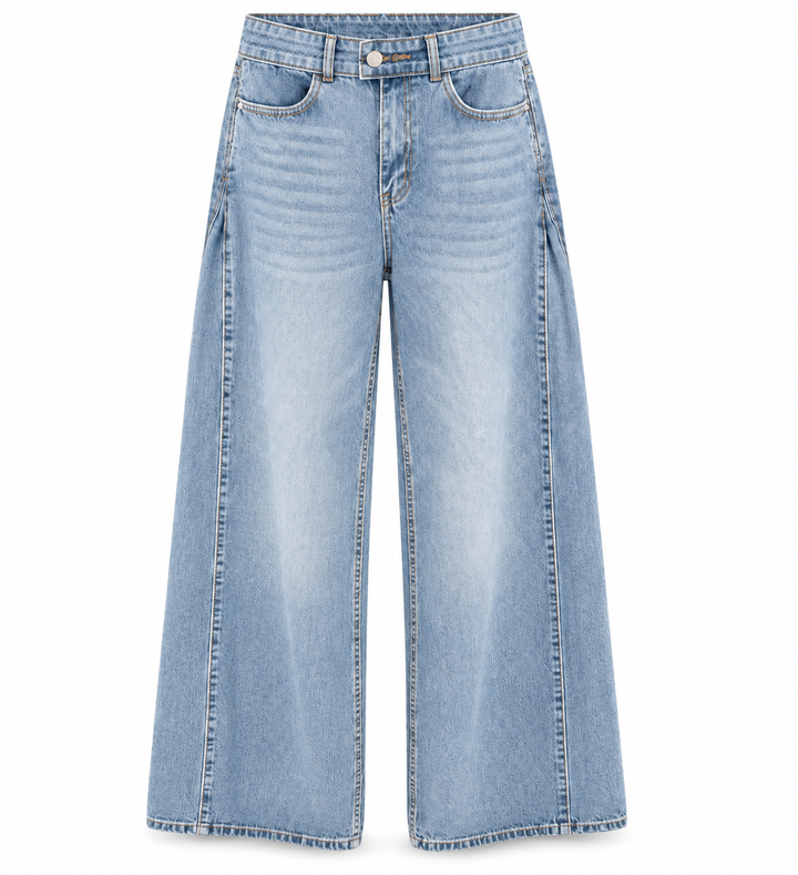 Women's light blue high-rise wide leg jeans with button fastening and five pockets