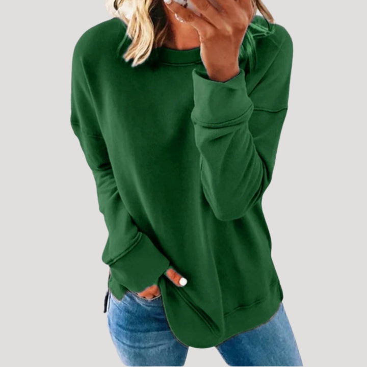 Women's oversized plain crew neck sweater with long sleeves and rounded hem