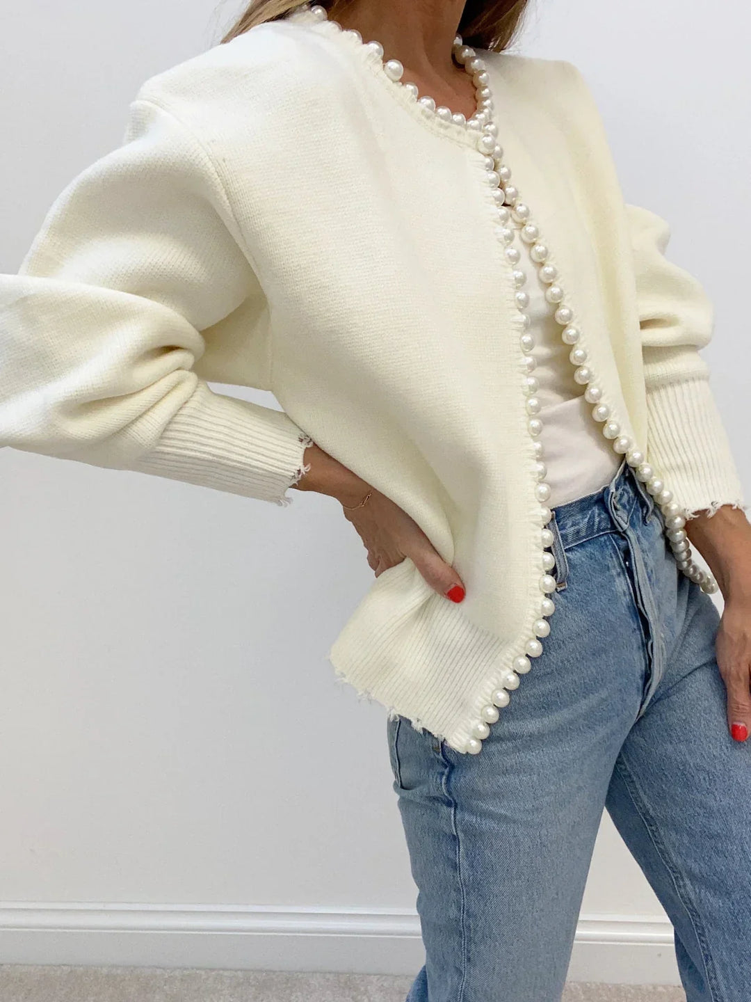 Women's open-front cardigan with pearl-style trim, round neckline and long sleeves