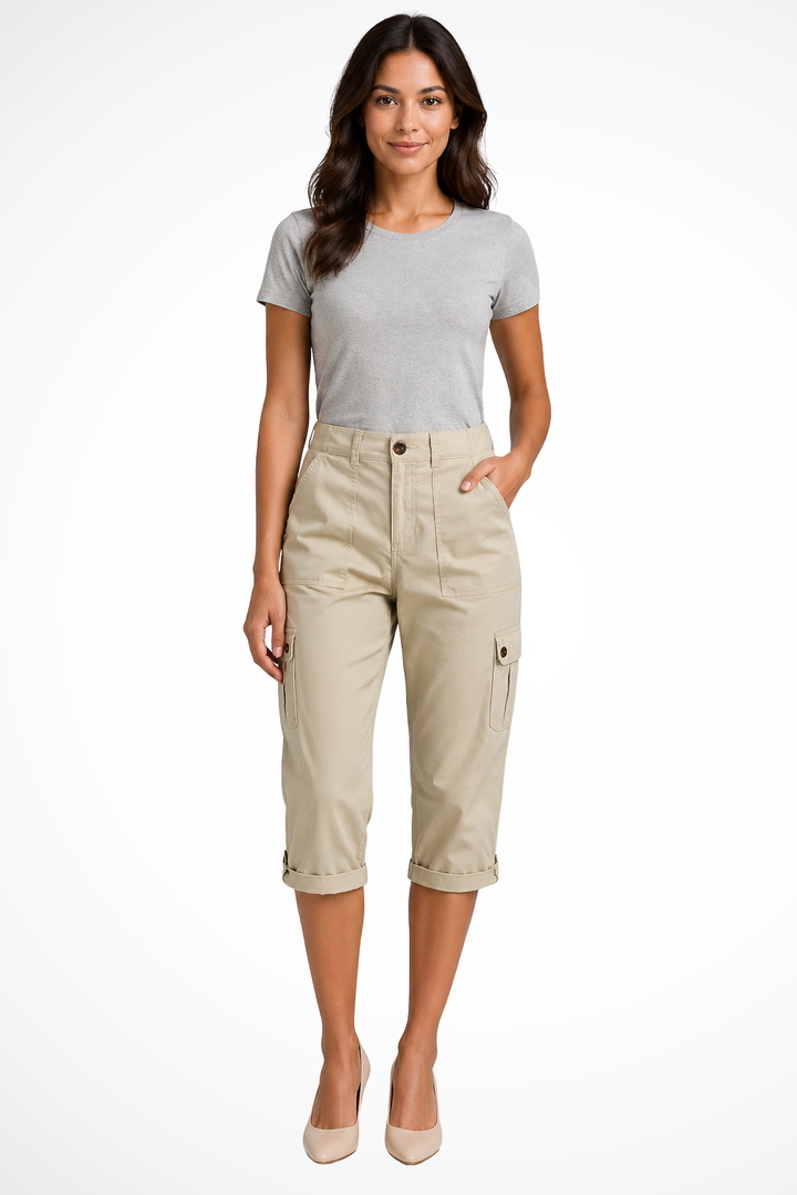 Women's cropped cargo trousers with rolled hems and utility pockets