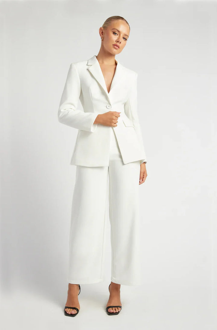 Women's tailored blazer and wide-leg cropped trousers suit set