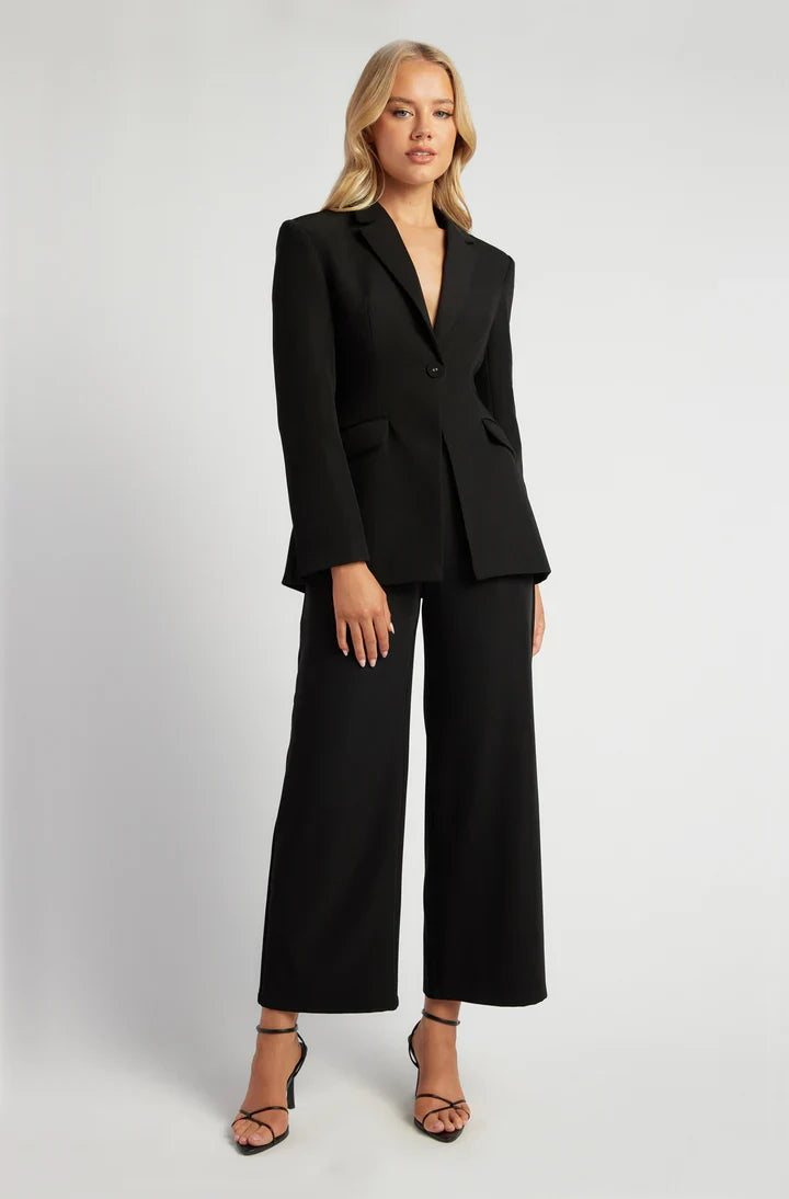 Women's tailored blazer and wide-leg cropped trousers suit set