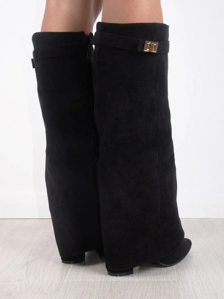 Women's knee-high pointed-toe boots with low heel, side zipper and metallic trim