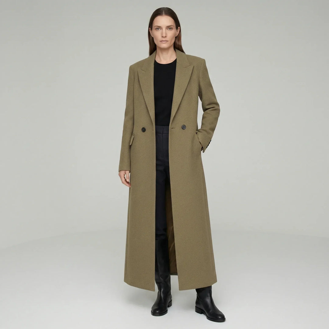 Women's long tailored coat with notched lapels, button front and flap pockets