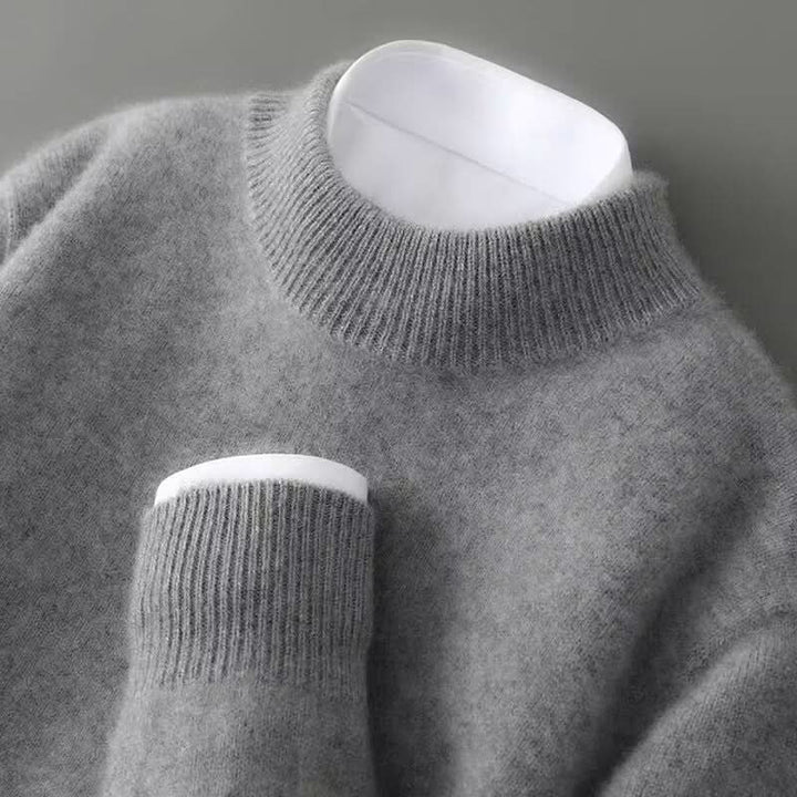 Women's plain ribbed turtleneck sweater with long sleeves