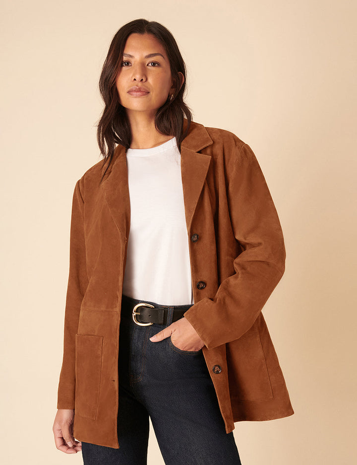 Women's brown blazer jacket with notched lapels, buttons and patch pockets