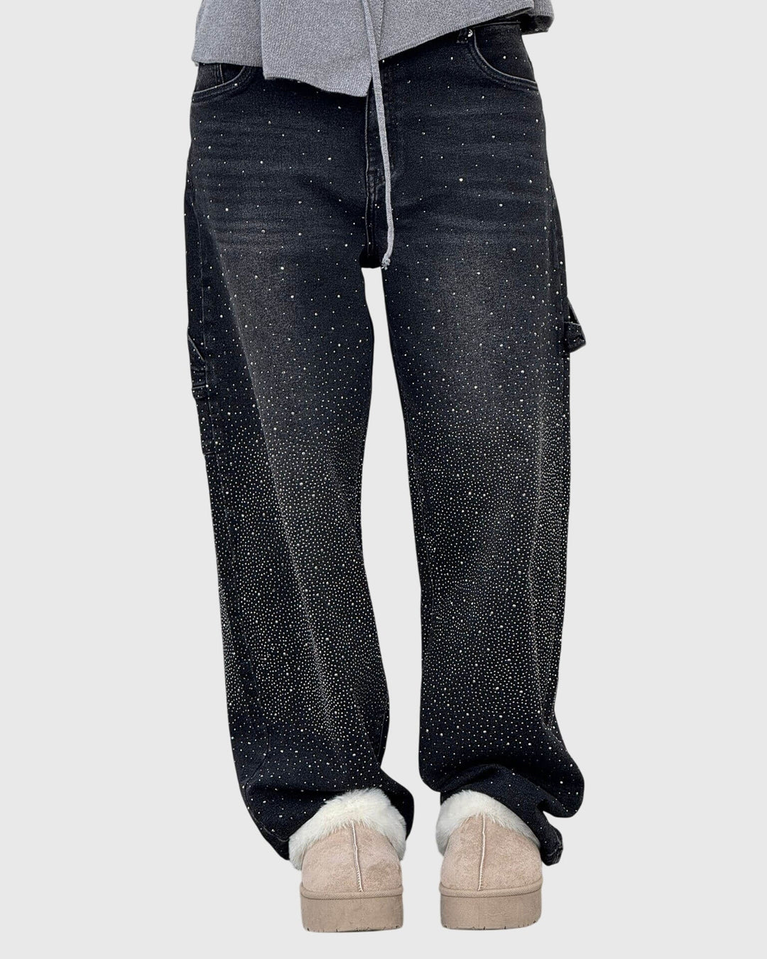 Women's relaxed wide-leg embellished cargo jeans with multiple pockets