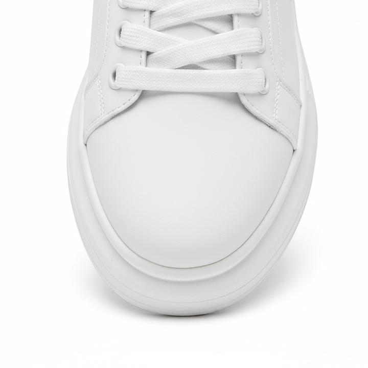 Low-top lace-up platform sneakers with a clean panelled design