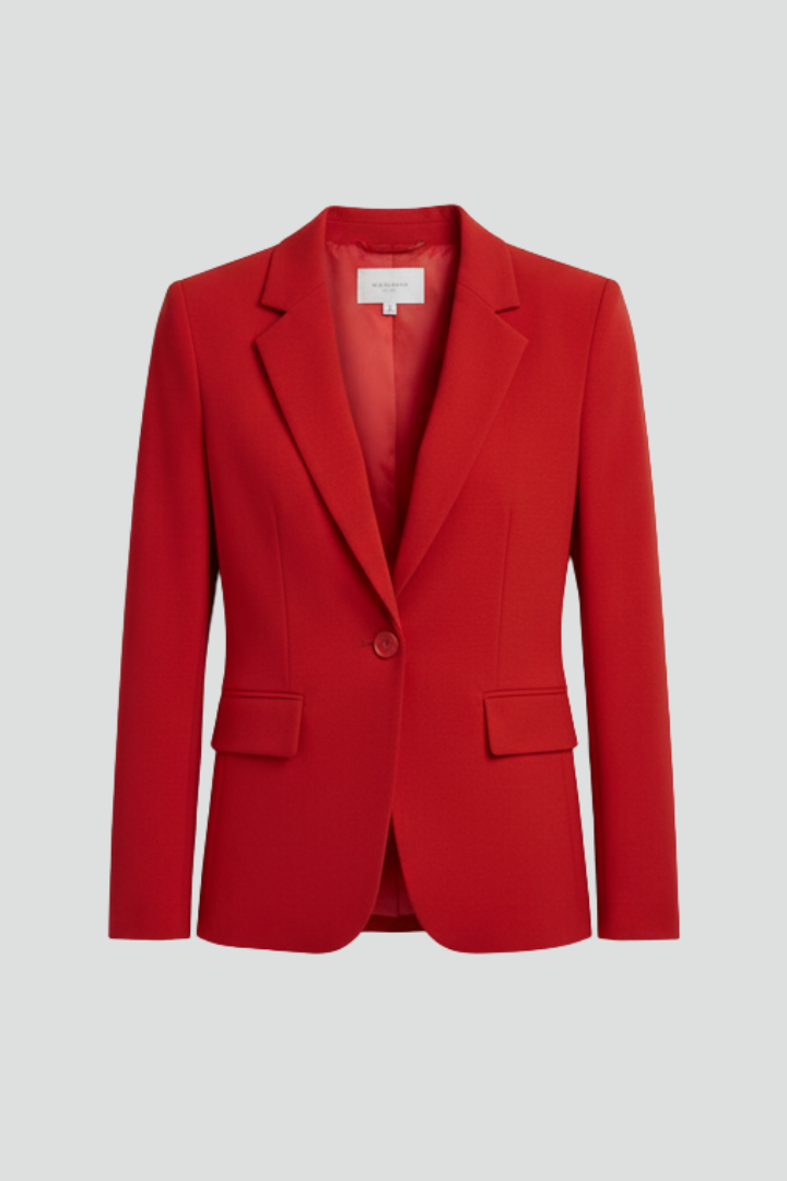 Women's tailored blazer with notched lapels, long sleeves and flap pockets