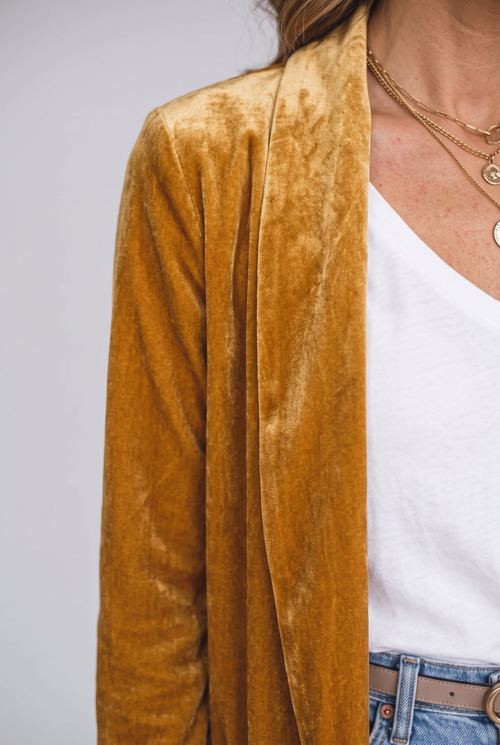 Women's long open-front velvet kimono with shawl collar and long sleeves