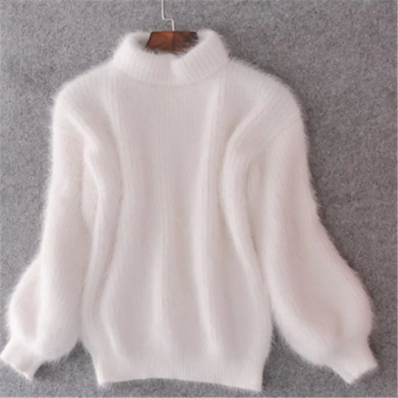 Women's long-sleeve mock neck sweater with ribbed trims