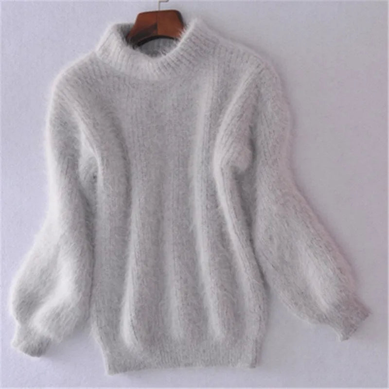 Women's long-sleeve mock neck sweater with ribbed trims