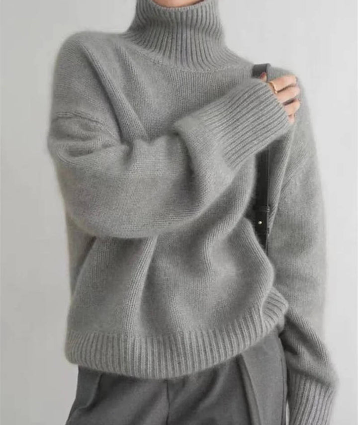 Women's plain ribbed turtleneck sweater with long sleeves and relaxed fit