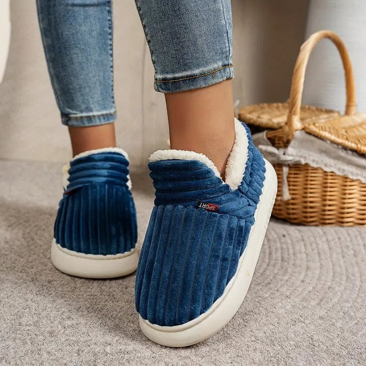 Women’s Slippers | Slip On with Closed Toe