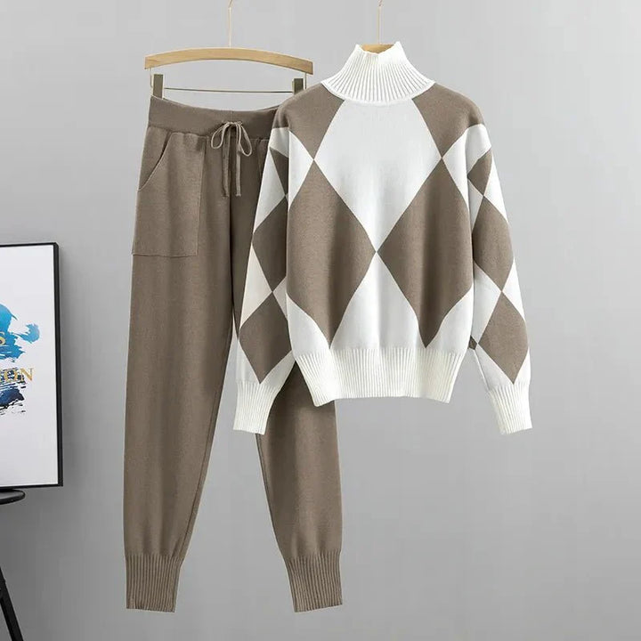 Women's Two-Piece Set | Knit Turtleneck Sweater and Jogger Pants