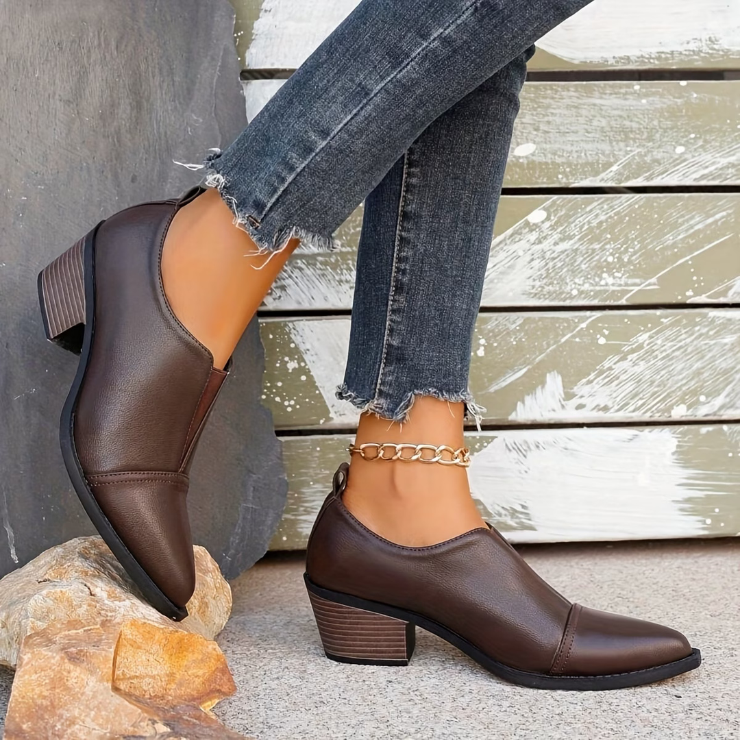 Pointed toe women's ankle boots with block heels and elasticated side sections