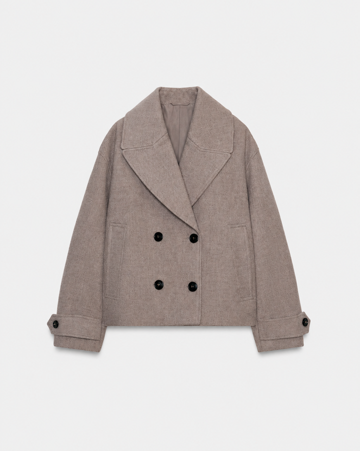 Women's short double-breasted coat with notched lapels and long sleeves