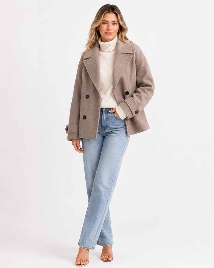 Women's short double-breasted coat with notched lapels and long sleeves