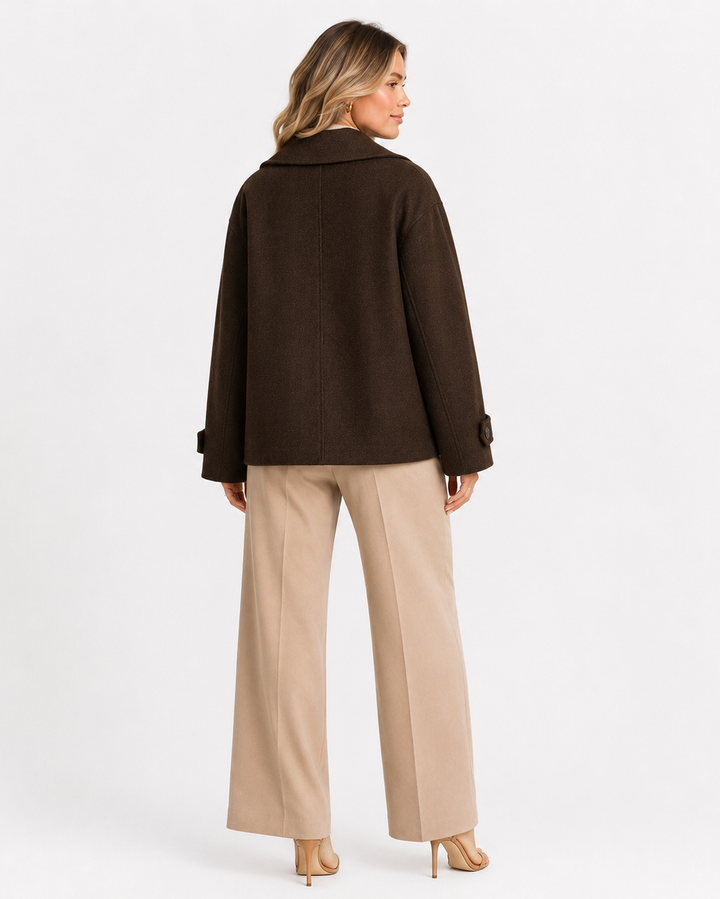 Women's short double-breasted coat with notched lapels and long sleeves
