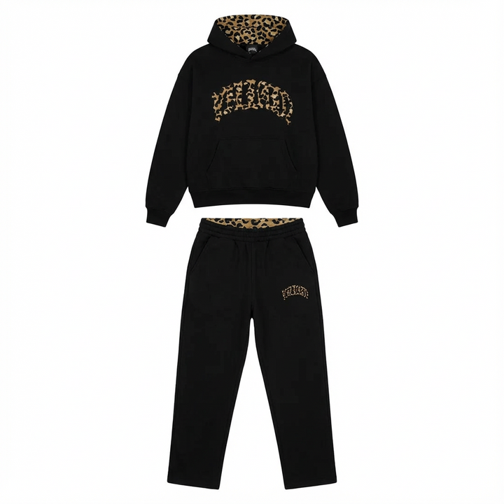 Women's leopard print hoodie and jogger set with hood and long sleeves