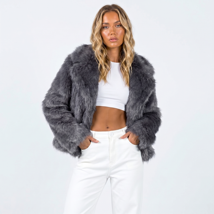 Women's cropped faux fur jacket with long sleeves and open front
