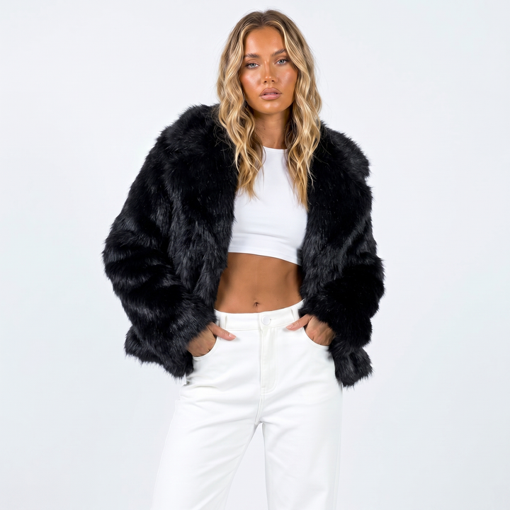 Women's cropped faux fur jacket with long sleeves and open front
