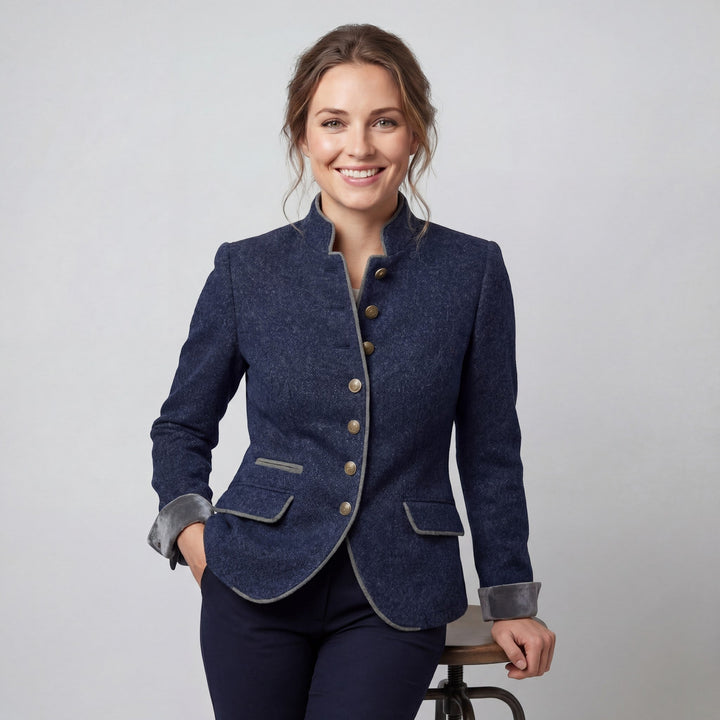 Women's fitted textured blazer with stand collar, buttons and flap pockets