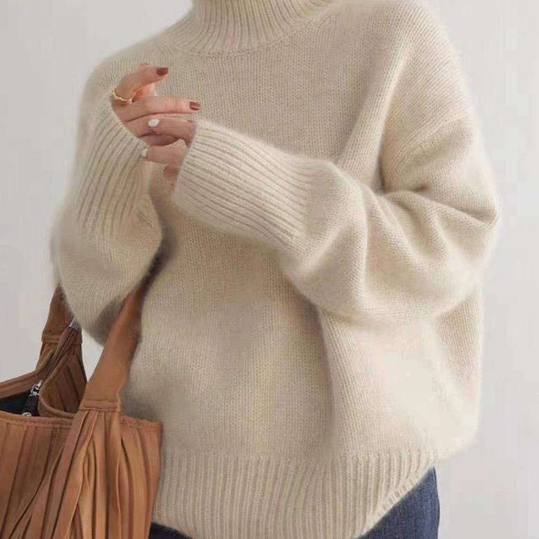 Women's plain ribbed turtleneck sweater with long sleeves and relaxed fit