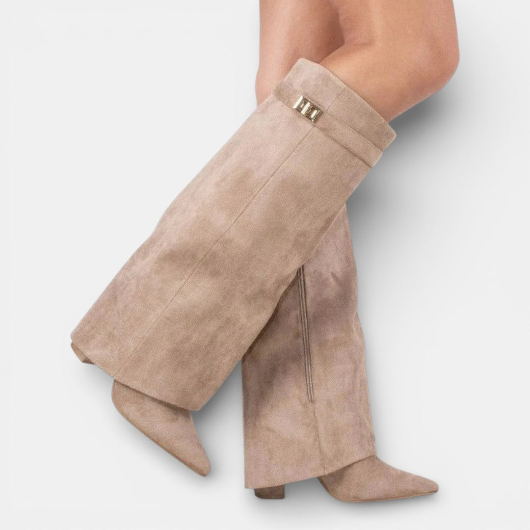 Women's knee-high boots with pointed toes, block heels, side zippers and buckle trims