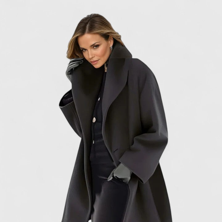 Women's oversized long coat with wide lapels, long sleeves and button front