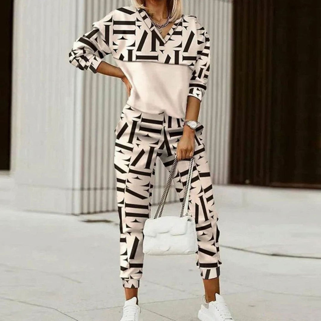 Jolie | Women's Relaxed Fit Quarter-Zip Printed Tracksuit Set