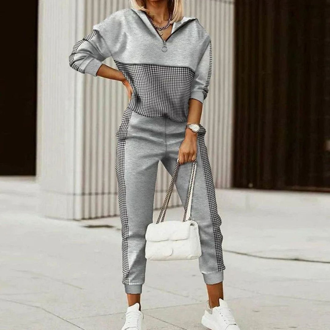 Jolie | Women's Relaxed Fit Quarter-Zip Printed Tracksuit Set