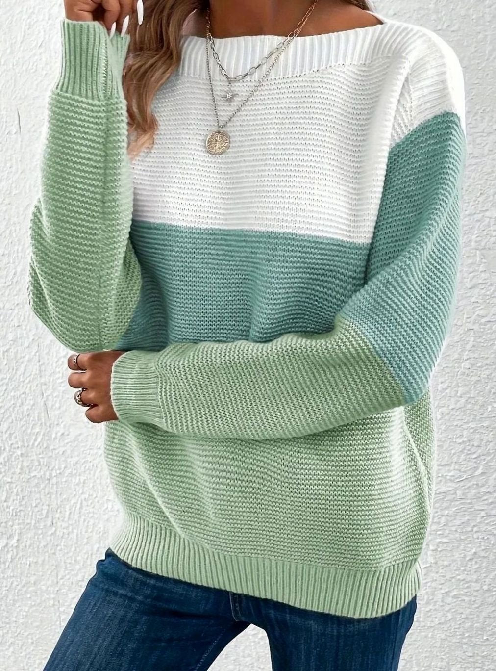 Jordan | Women's Relaxed-Fit Color-Block Cashmere Turtleneck Sweater