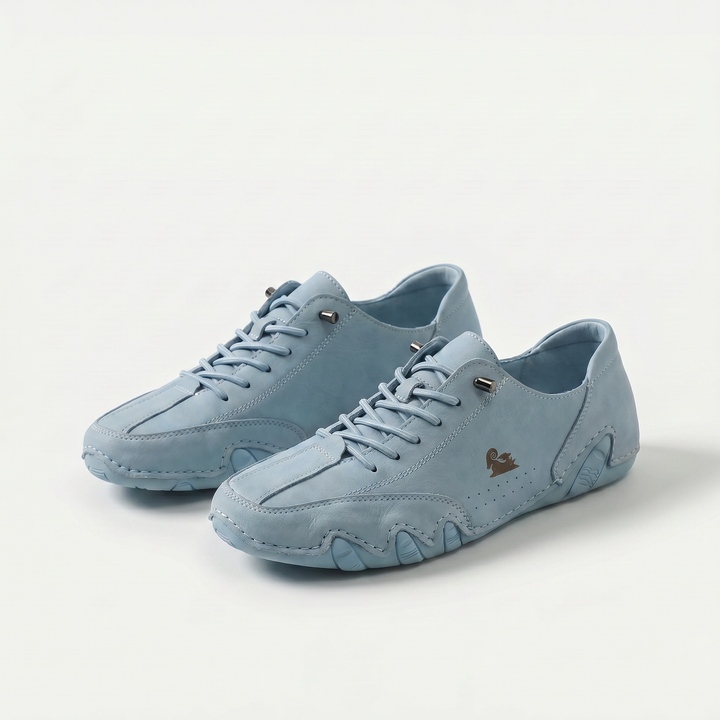 Women's low-top lace-up sneakers with round toes and segmented soles
