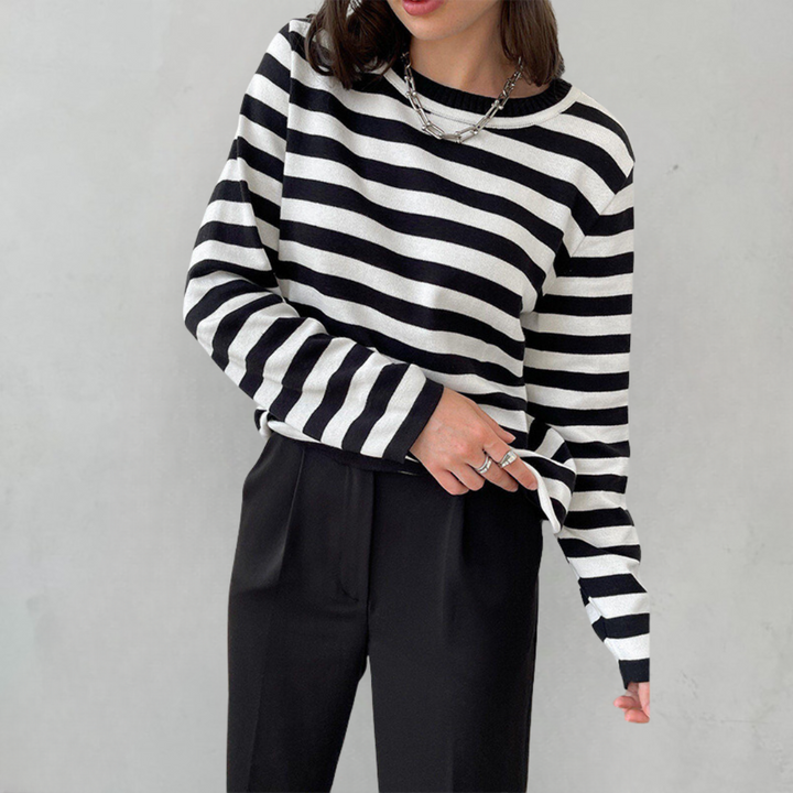 Women's long sleeve striped crew neck sweater with ribbed trims