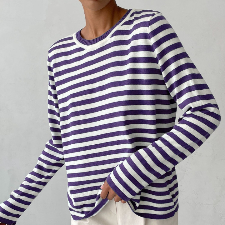 Women's long sleeve striped crew neck sweater with ribbed trims
