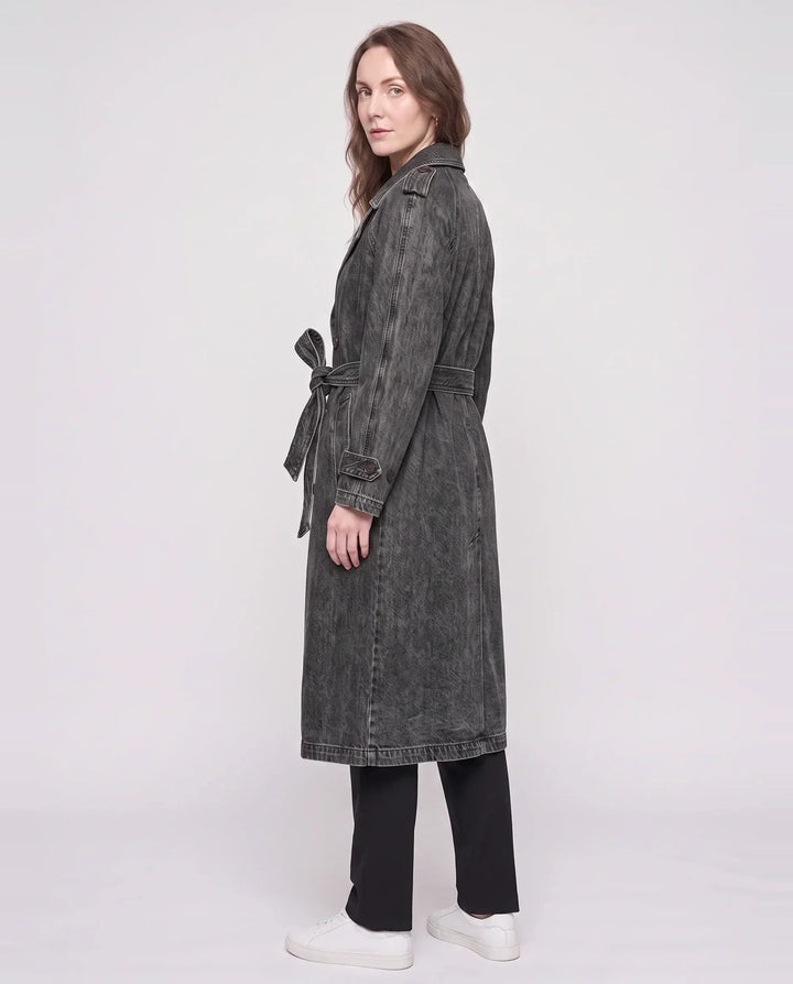 Women's long double-breasted trench coat with lapels, belt and cuff straps