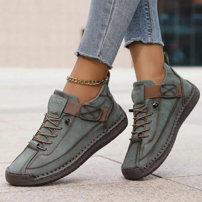 Women's panelled lace-up sneakers with ankle strap and flat sole